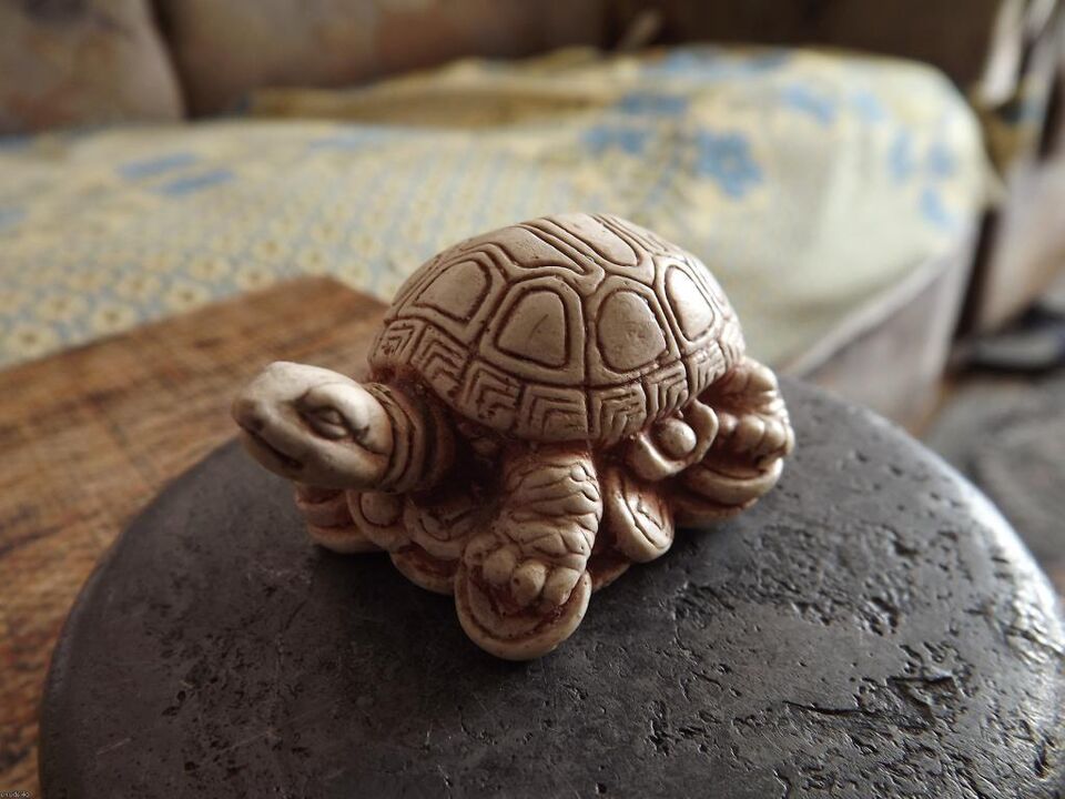 Schildkrötenfigur als Glücksamulett